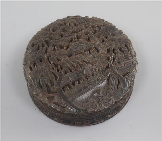 A 19th century Chinese tortoiseshell snuff box, 3in.